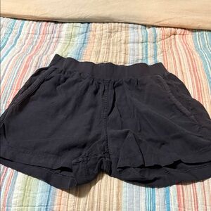 Faherty Women's Black Casual Shorts